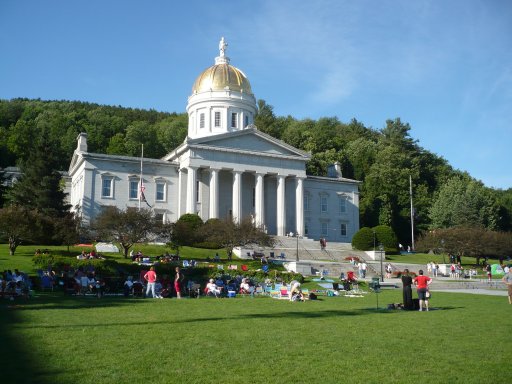 Architectural granite at Vermont State House. The building materials of the Vermont State House in Montpelier, Vermont include Barre gray granite from the quarries in Barre, Vermont.